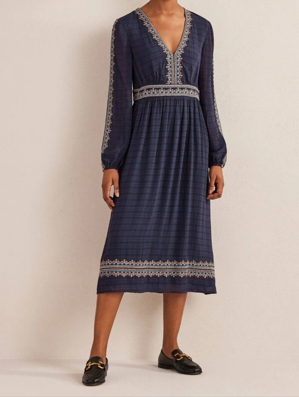 Nwt Boden Women's Navy Blue Embroidered V-neck Midi Dress Sz 6